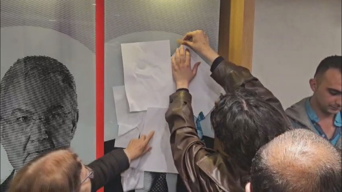 CHP İstanbul İl Başkanlığı'na Kılıçdaroğlu sansürü: Fotoğrafının üzeri kapatıldı