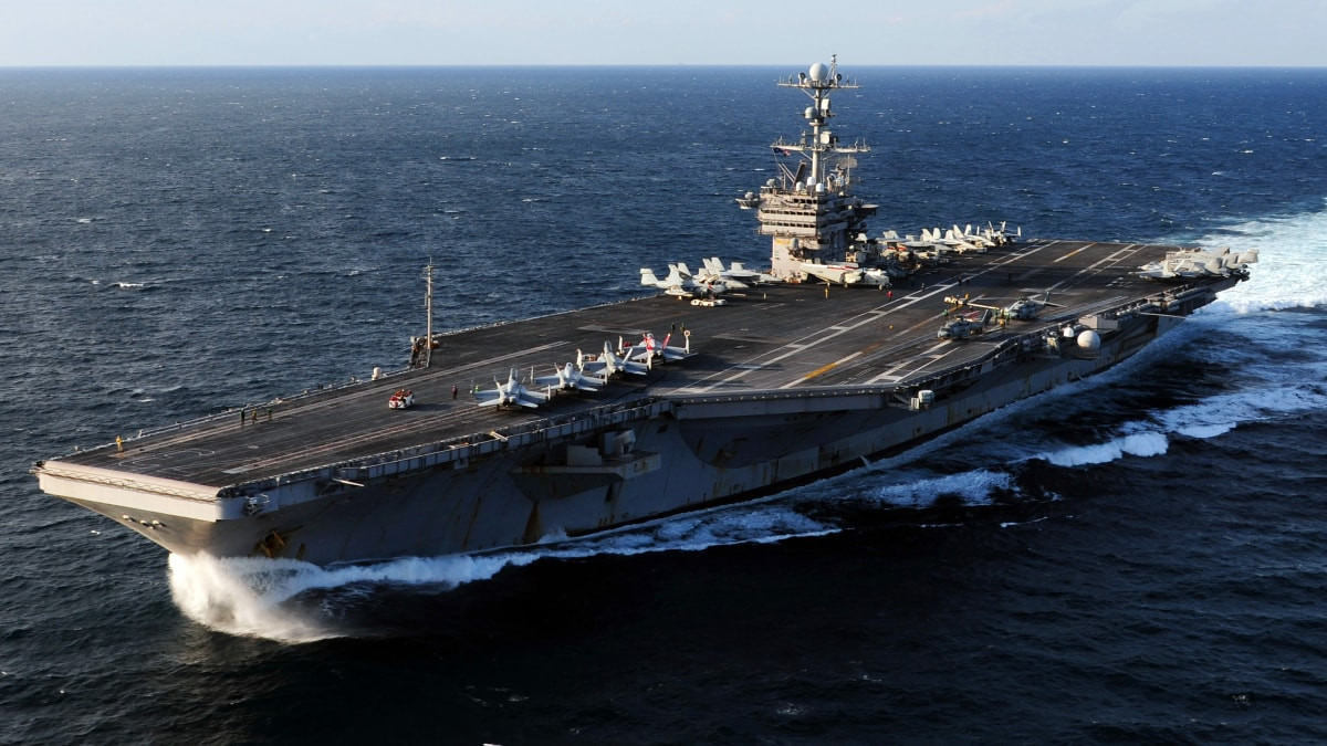 ABD, USS George Washington uçak gemisini Orta Doğu'ya konuşlandırdı