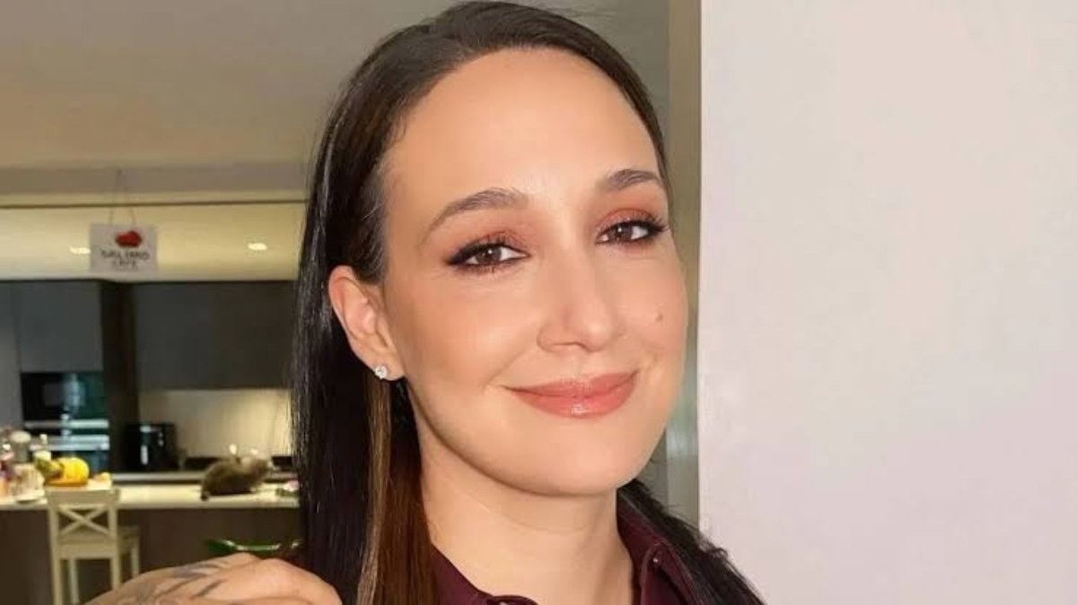 Gupse Özay'ın 42'nci yaş sevinci