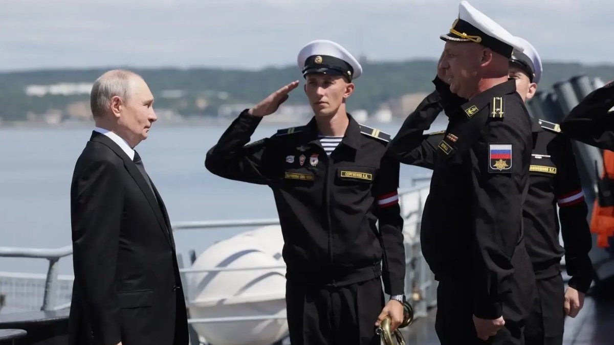 Japonya'dan Putin'in Kuril Adaları ziyaretine sert tepki: Kesinlikle kabul edilemez