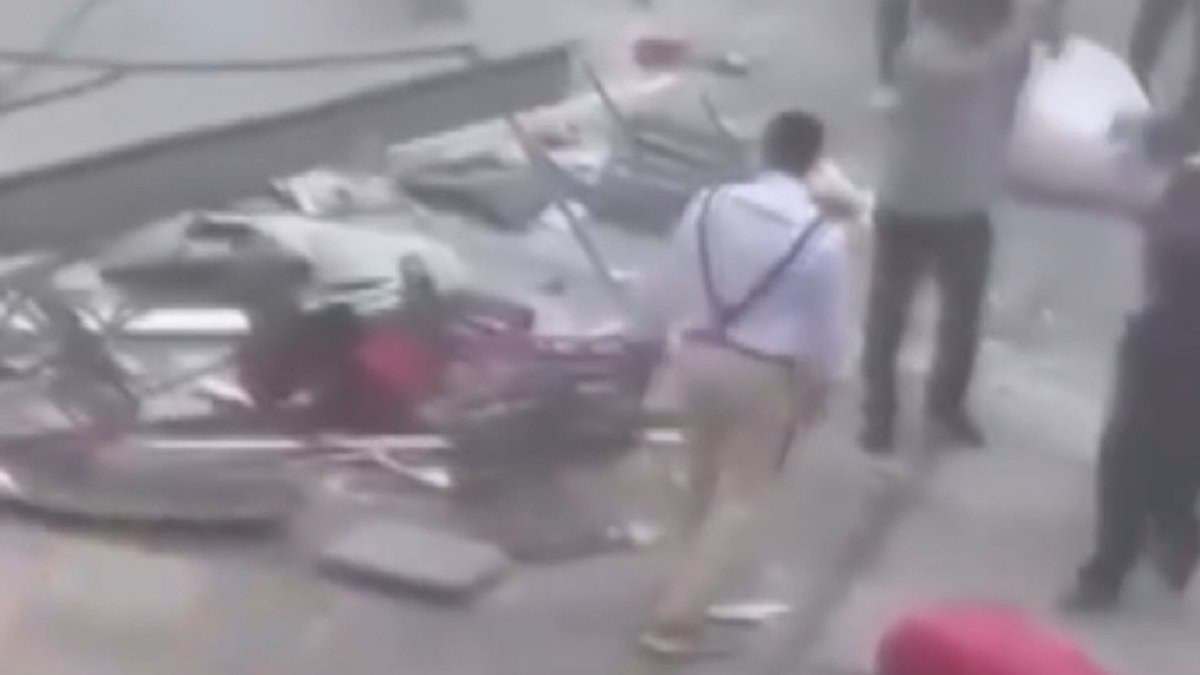Mısır'da AVM'de patlama: 2 ölü 12 yaralı