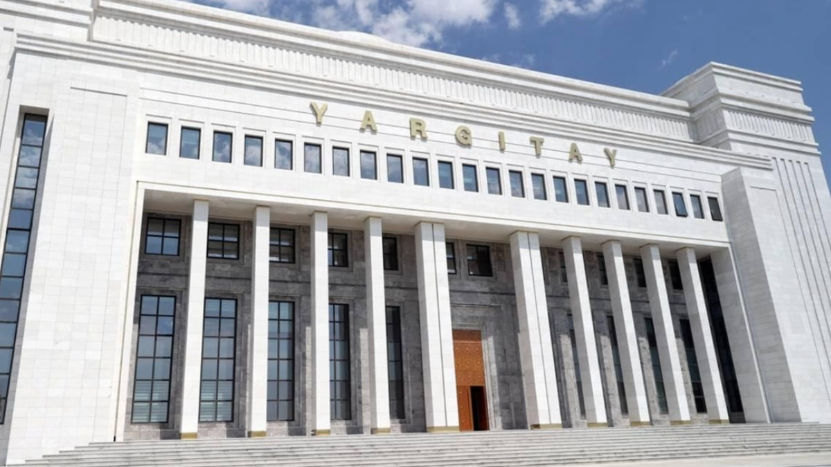 Patrona 'yoruldum' mesajı atan yönetici istifa etmiş sayıldı