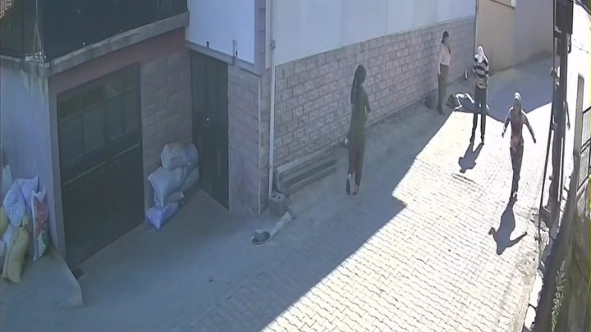 Zonguldak'ta balkondan düşen kadın hayatını kaybetti