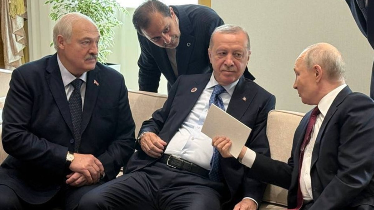 Cumhurbaşkanı Erdoğan, Vladimir Putin ile sohbet etti
