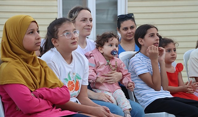 Maltepe'de Açık hava çocuk tiyatrosunda yaz finali gerçekleşti
