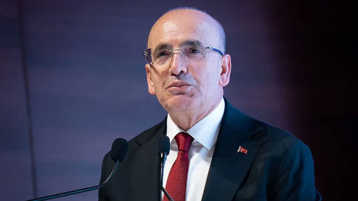 Mehmet Şimşek: Hayat pahalılığı baskısını son derece ciddiye alıyoruz