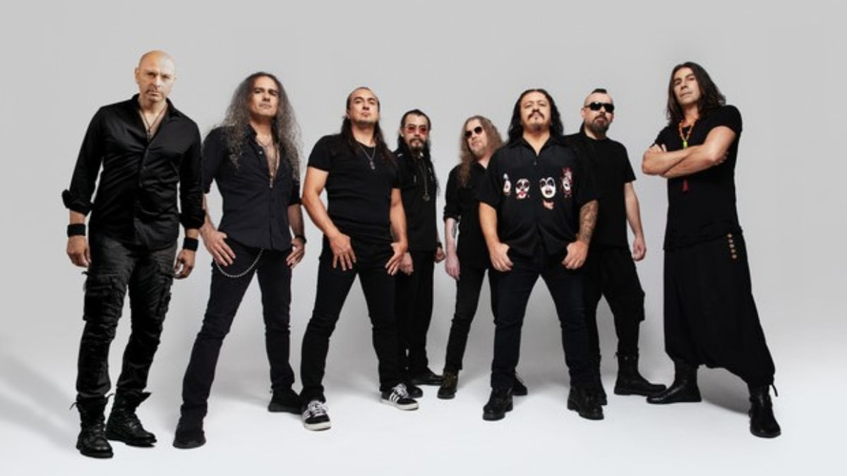 Pentagram'da peş peşe ayrılık