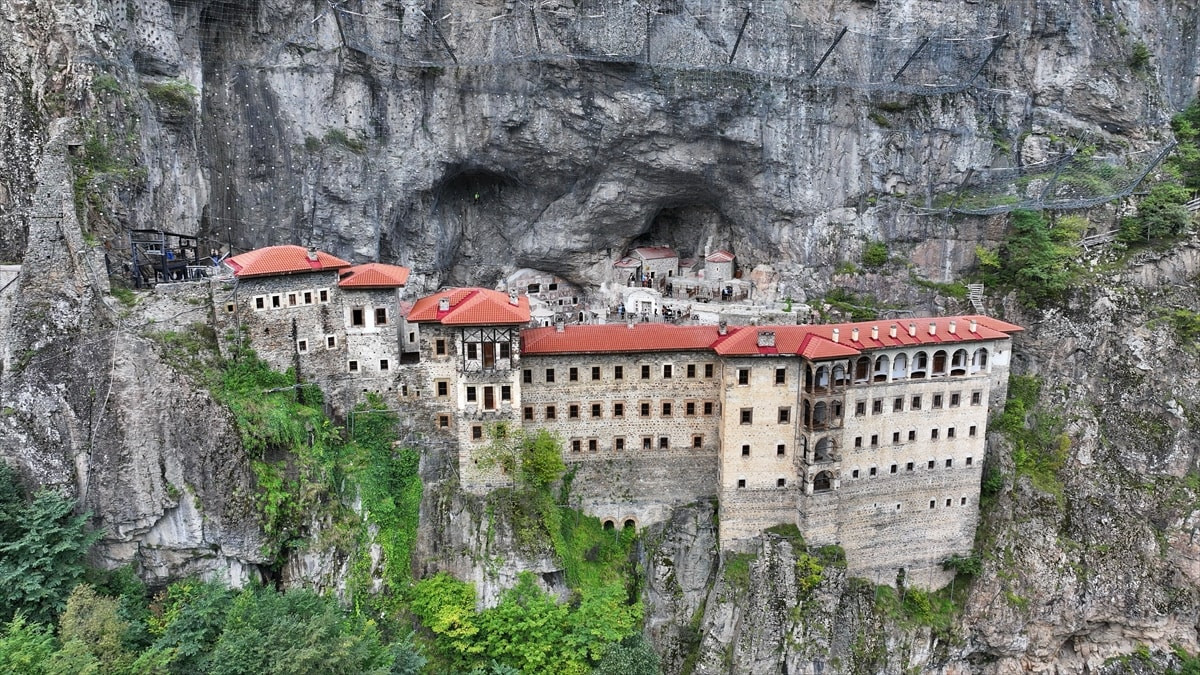 Sümela Manastırı'na rekor ziyaret