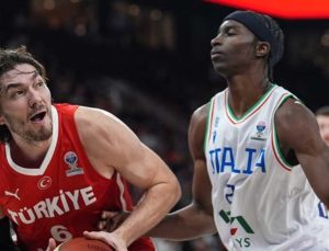 A Milli Erkek Basketbol Takımı, İtalya'ya 80-67 mağlup oldu
