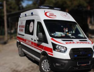 SON DAKİKA! Adıyaman’da kum yüklü kamyon tırlara çarptı: 1 ölü, 1 ağır yaralı