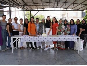 Aliağa Belediyesi’nden Helvacı’da Annelere Özel Eğitim