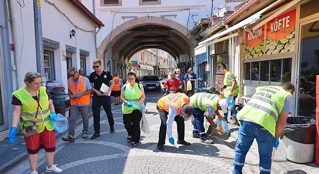 Burhaniye Belediyesi’nden temiz çevre için kararlı adım