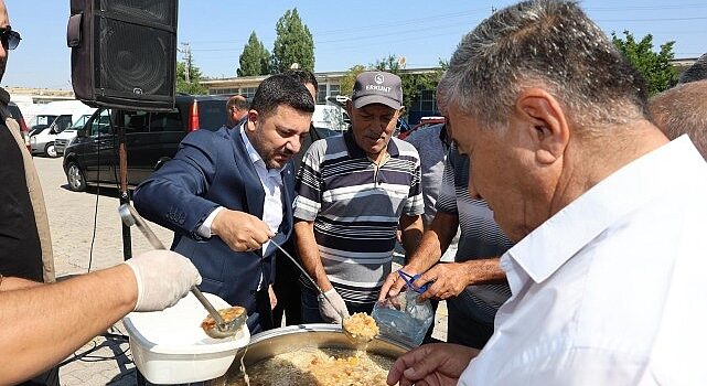Başkan Rasim Arı, Şehrin Her Noktasında Vatandaşlarla Bir Arada