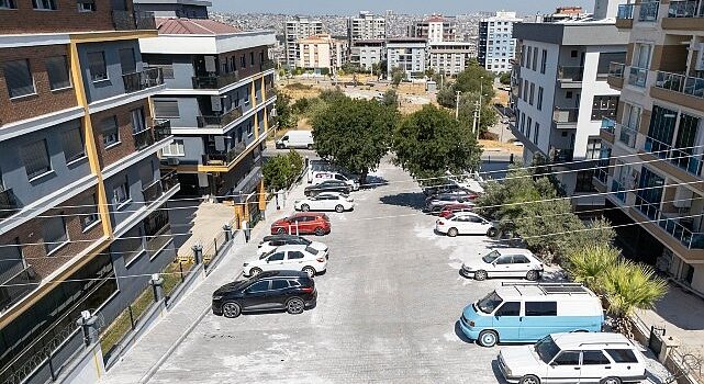 Buca’da cep otoparkları ile mahalleler nefes alıyor