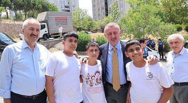 Büyükakın, Gebze’de aşure dağıttı