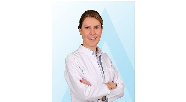 Çocuğunuzu “kusuyor” diye susuz bırakmayın!