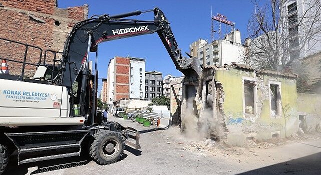 Konak’ta metruk yapılara geçit yok: 15 ayda 162 yıkım