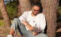 Oyuncu Engin Demircioğlu’ndan Sezen Aksu Coveri ‘Yanmışım Sönmüşüm Ben’