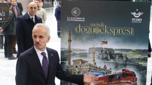 Abdulkadir Uraloğlu: Doğu Ekspresi ile seyahat tutkunlarına Anadolu’nun büyüsünü yaşatacağız