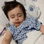 Adana’da anestezi sırasında kalbi durdu, entübe edildi: Minik Alperen’in ailesi isyan etti