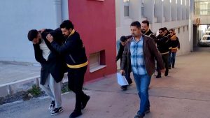 Adana’da arkadaşını öldürdü