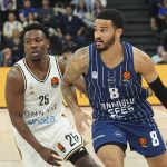 Anadolu Efes evinde Dubai’ye kaybetti