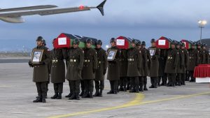 Ankara’da düşen uçakta hayatını kaybeden Libyalı askerler resmi törenle ülkelerine uğurlandı