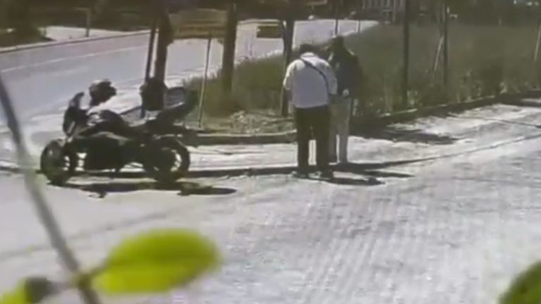 Ankara’da kendilerini polis ve savcı olarak tanıtıp dolandırıcılık yapan 25 şüpheli tutuklandı