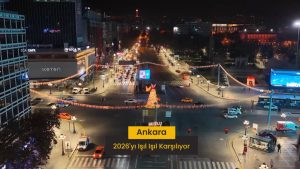 Ankara’da su ve ulaşım krizi sürerken, belediye yılbaşı süslemeleri yapıyor