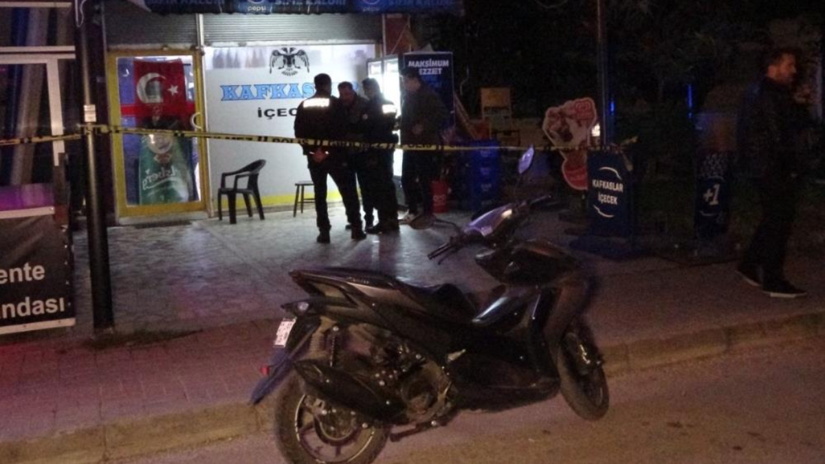 Antalya’da market silahlı kavga: 2 ölü