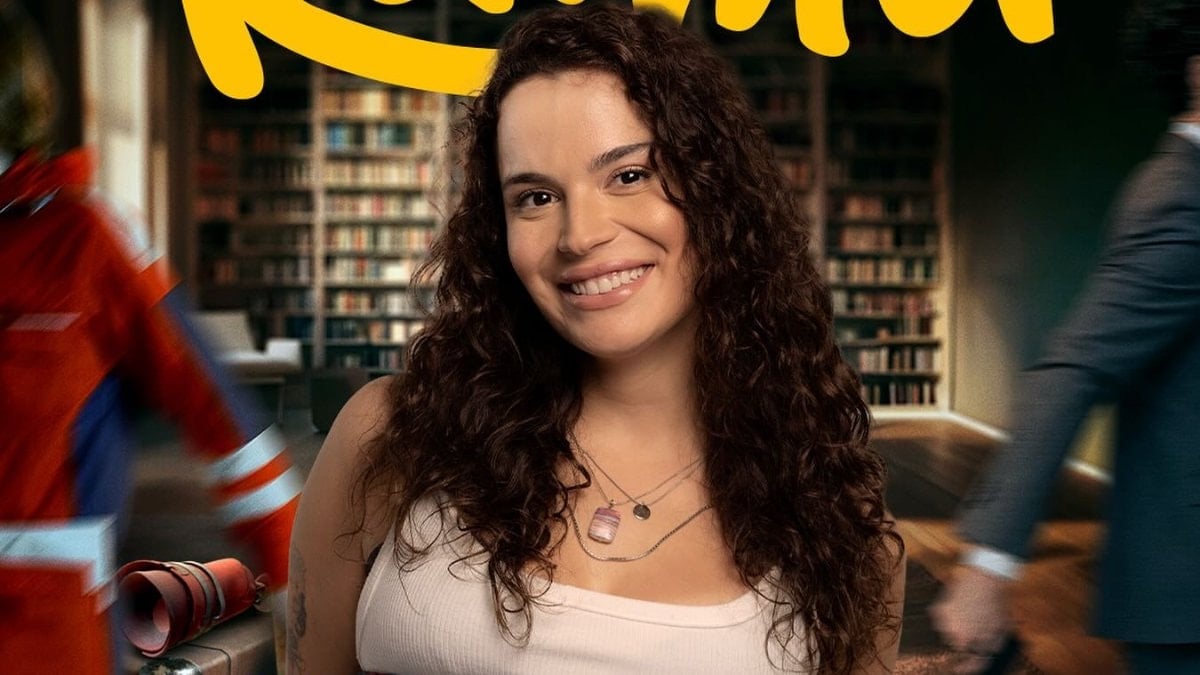 Aslı Bekiroğlu elbisesini eleştirenlere cevap verdi: Kolostomi torbasıyla ne giyeyim