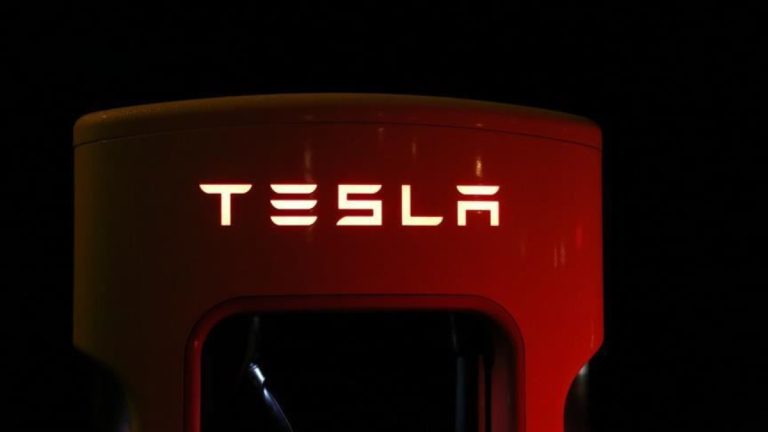 Avrupa ülkelerinde Tesla satışları azalıyor
