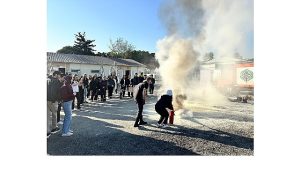 Bakırköy Belediyesi’nden geleceğin hemşirelerine afet eğitimi