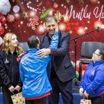 Başkan Tugay, yeni yıl öncesi sporcularla bir araya geldi