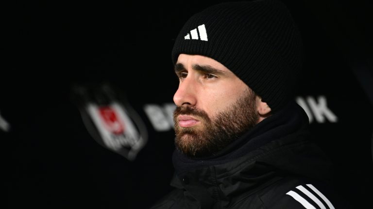 Beşiktaş, Rafa Silva’nın menajerini İstanbul’a çağıracak