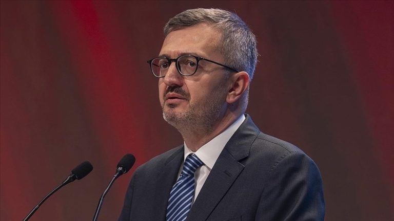 Burhanettin Duran’dan KIZILELMA paylaşımı: Tebrik mesajı yayınladı