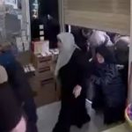 Bursa’da çeyiz açılışında izdiham