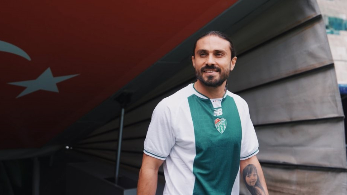 Bursaspor, Halil Akbunar transferini duyurdu