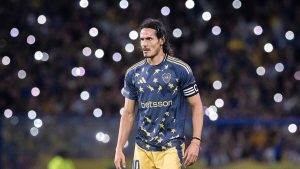 Edinson Cavani futbolu bıraktı