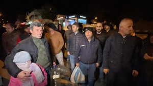 Edirne’de 10 gündür su akmayan mahallenin sakinlerinden eylem