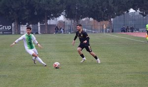 Edremitspor 3 puanı 5 golle aldı
