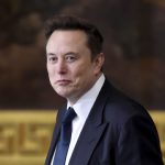Elon Musk’ın net serveti 749 milyar dolara yükseldi