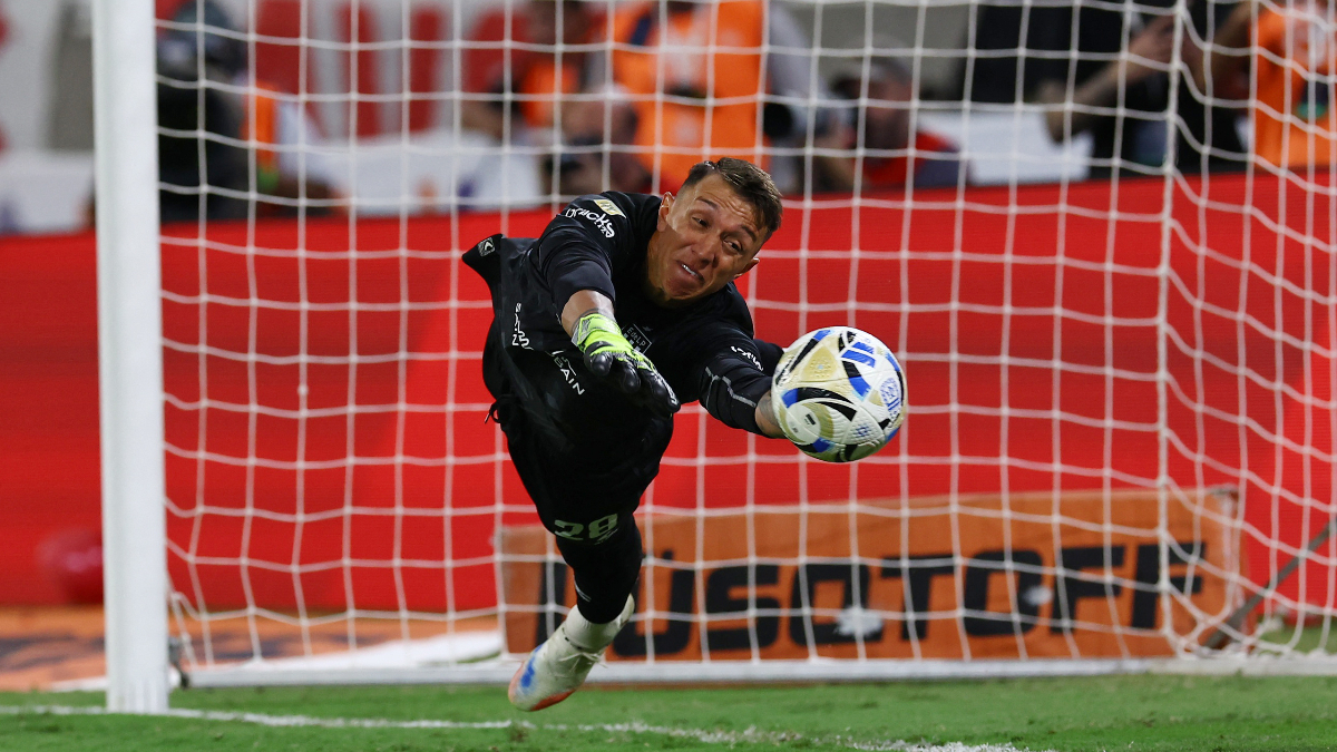 Fernando Muslera’dan 1 haftada 2 kupa