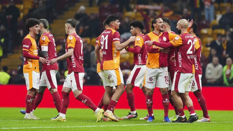 Galatasaray – Kasımpaşa maçının ilk 11’leri