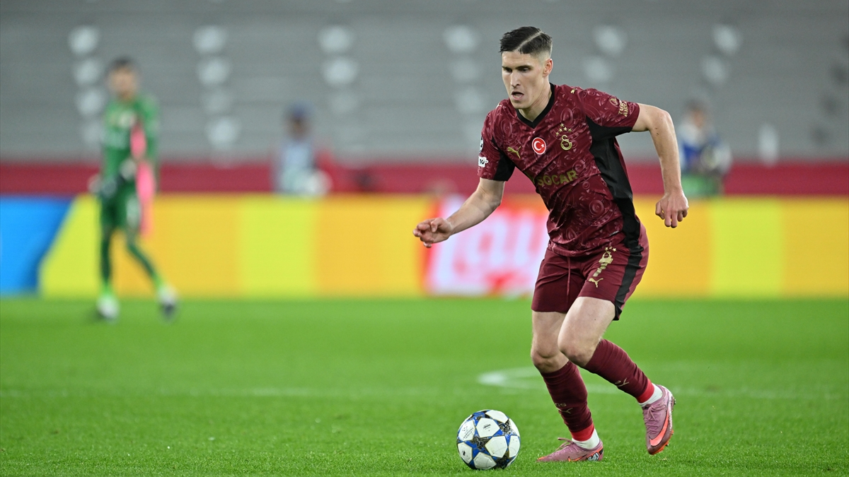 Galatasaray, Roland Sallai için 30 milyon euro bekliyor