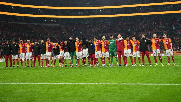 Galatasaray, Süper Lig’de ilk yarıyı lider tamamladı