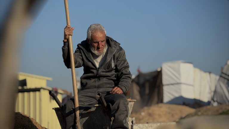 Gazze’de 2 yılda 18 bin Filistinliyi toprağa verdi