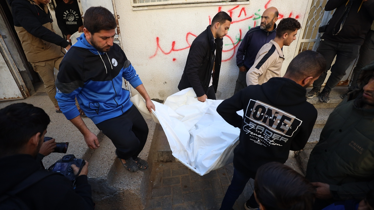 Gazze’de can kaybı 70 bin 925’e yükseldi