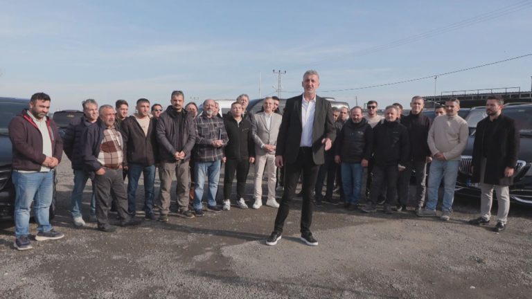 İBB’nin turizm taşımacılığında yapılan yüzde bin 528 oranındaki zamma çalışanlardan tepki