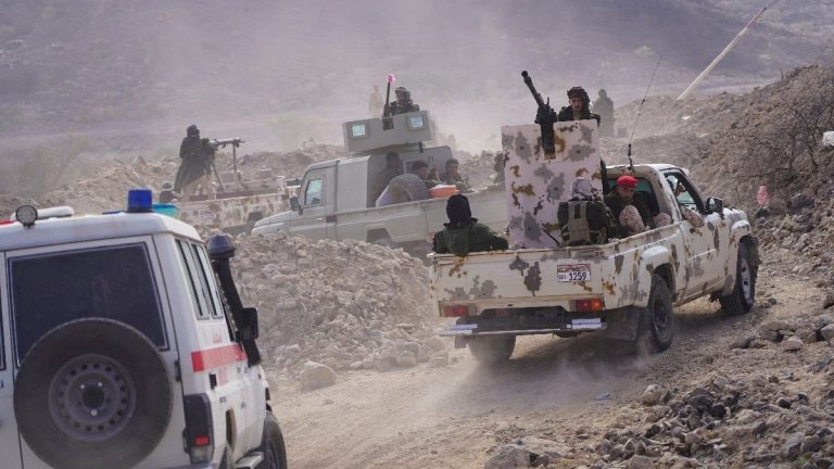 İran ve Umman dışişleri bakanları Yemen’deki gelişmeleri görüştü